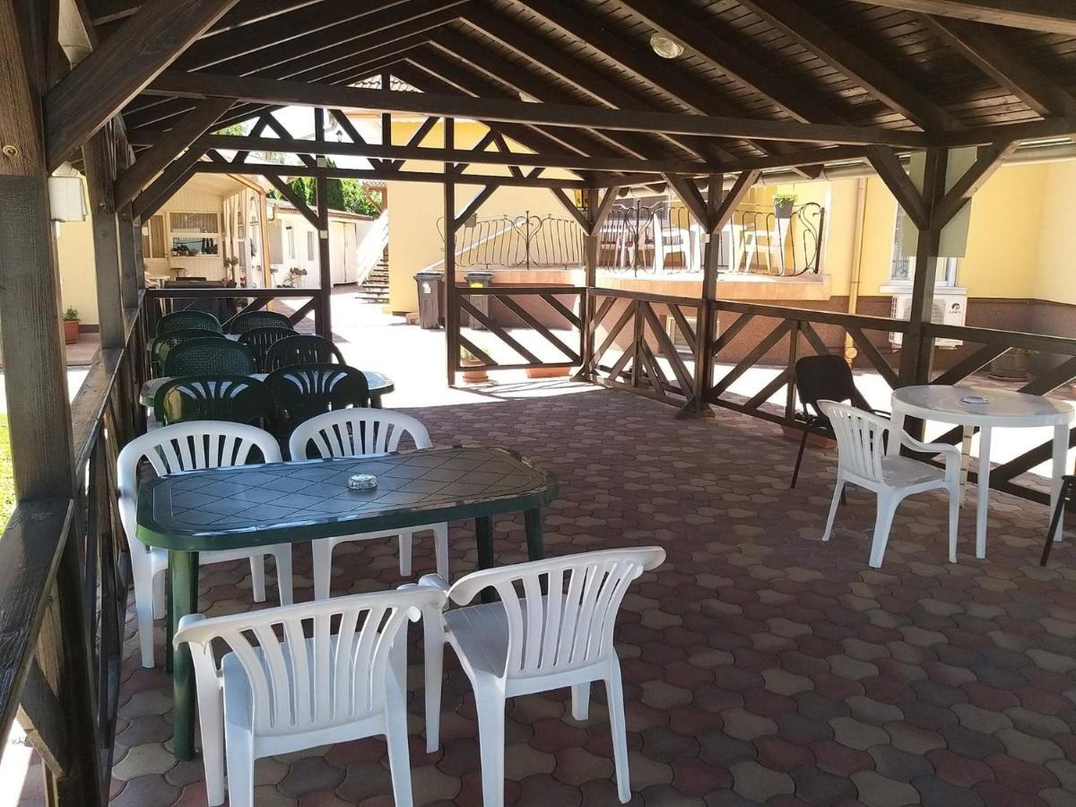 Garden Apartmanház 2 Hajdúszoboszló Kültér fotó