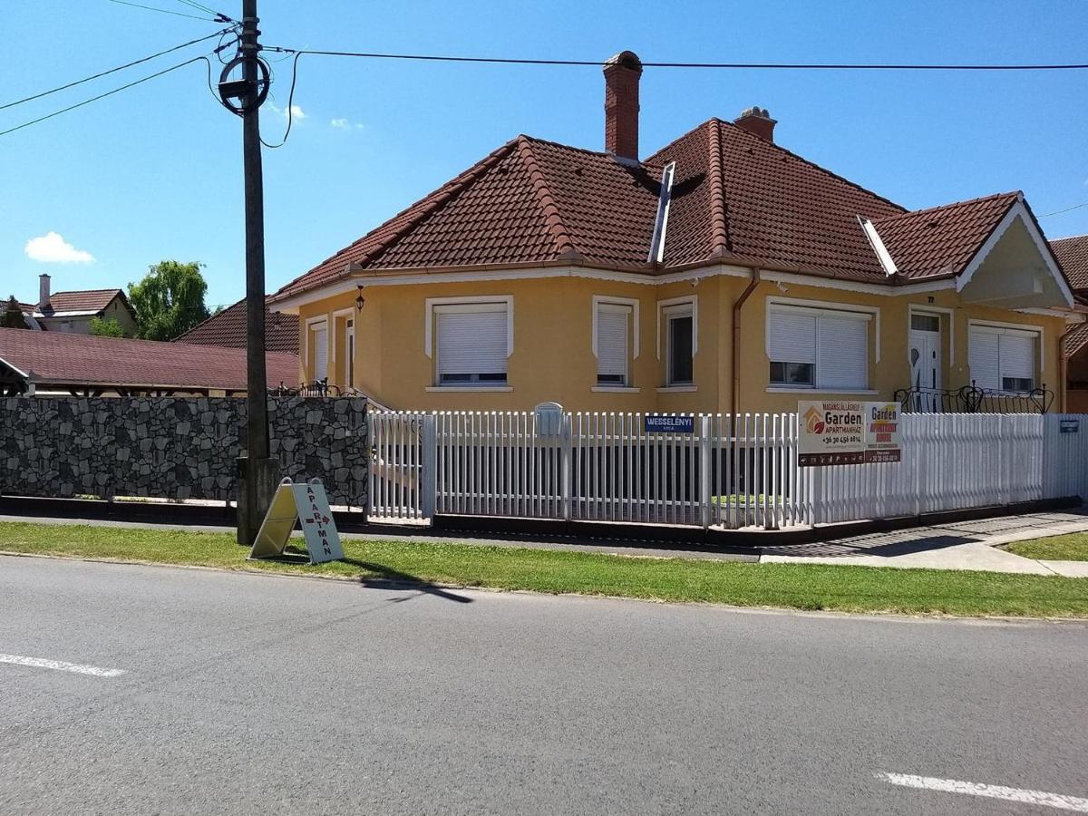 Garden Apartmanház 2 Hajdúszoboszló Kültér fotó